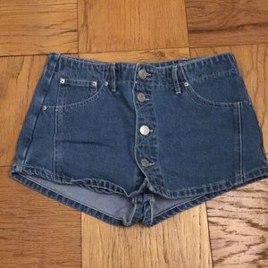 DENIM BUTTON DOWN SKORT